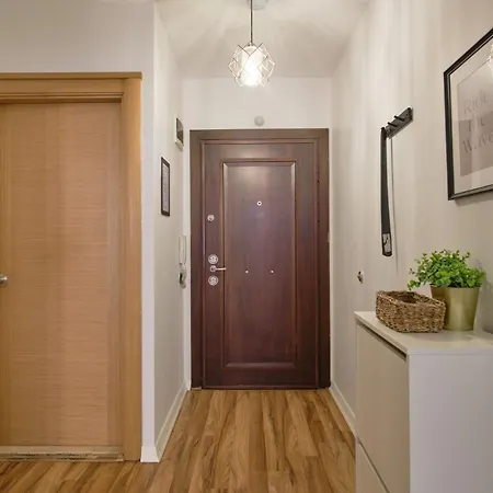 Modern & Pretty *