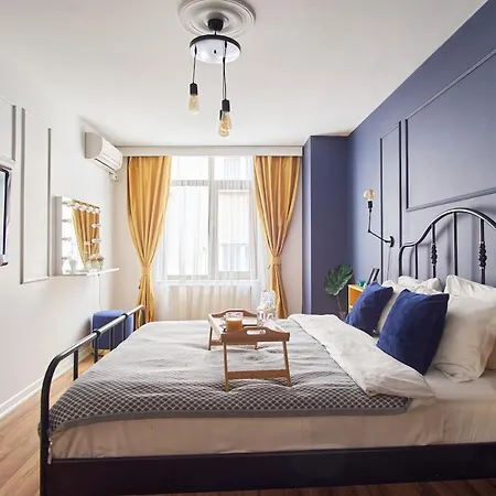 Modern & Pretty * Istanbul